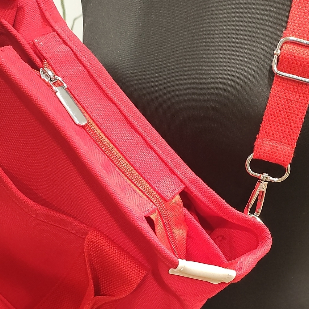 Source Unknown Vibrant Red Tote Bag - image 6